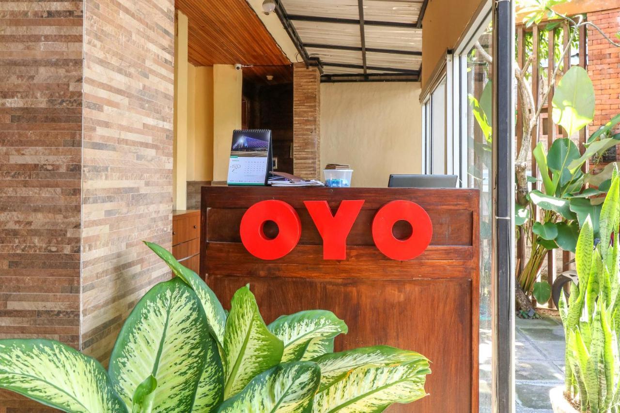 ホテル Oyo 2581 クトゥッ スマイル デンパサール エクステリア 写真